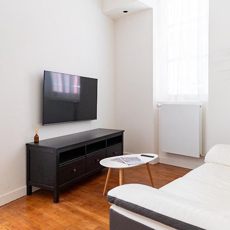 Croix Paquet - Appartements A Lyon Bagian luar foto