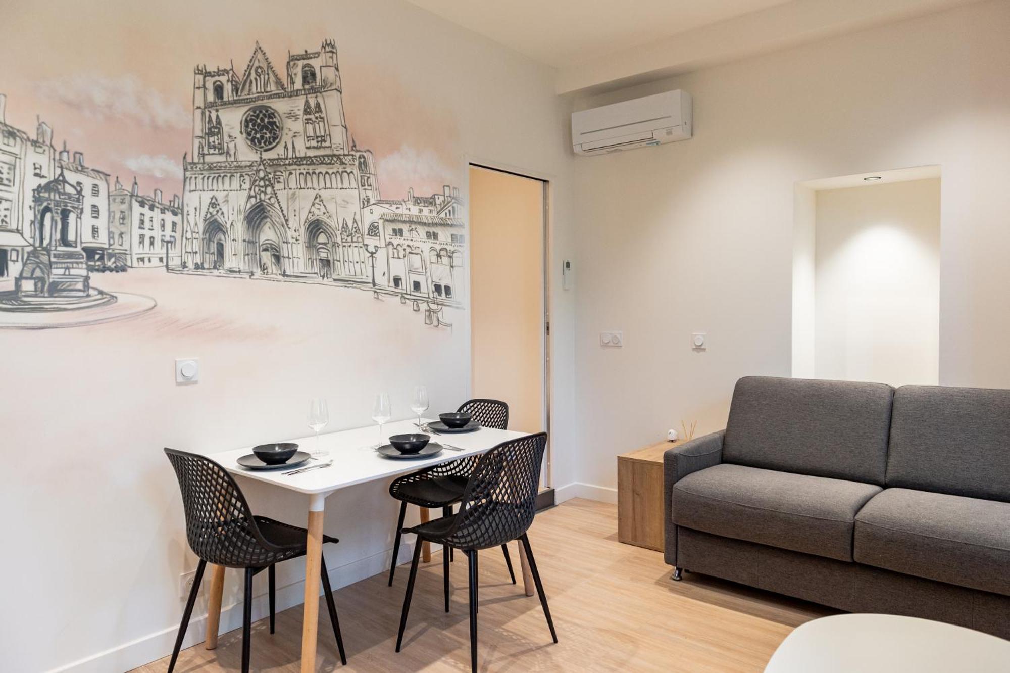 Croix Paquet - Appartements A Lyon Bagian luar foto