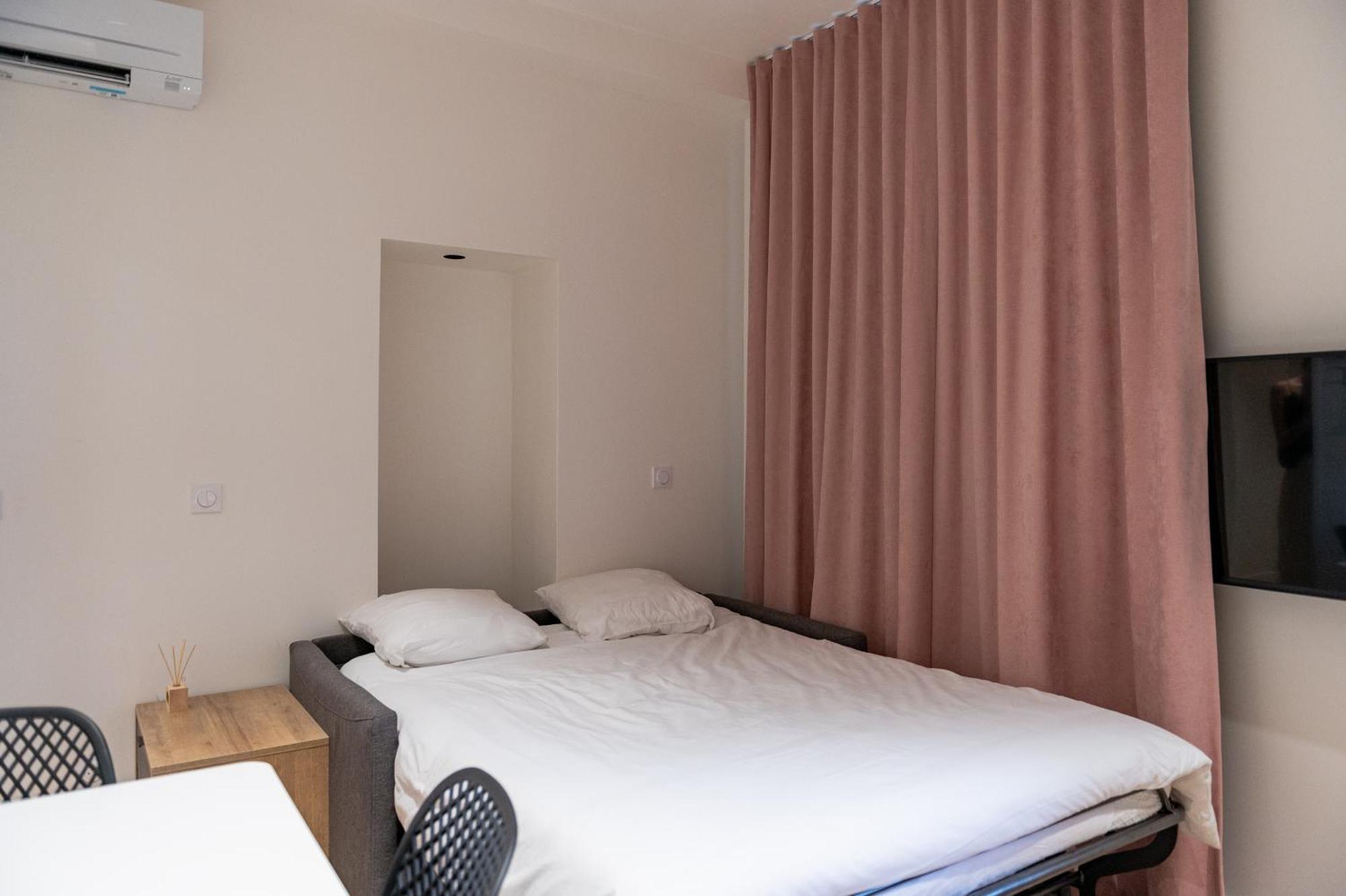 Croix Paquet - Appartements A Lyon Bagian luar foto
